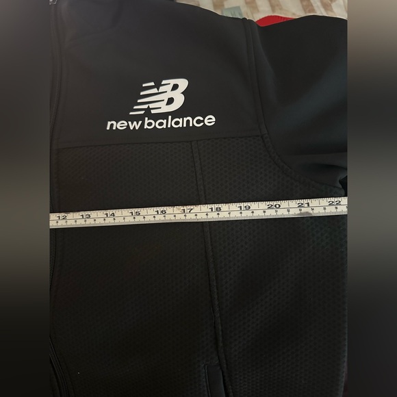 New Balance Black Fleece Jacket - Picture 8 of 10